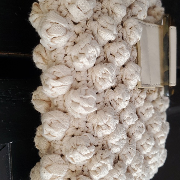 Textured Handbag - Picture 2 of 8